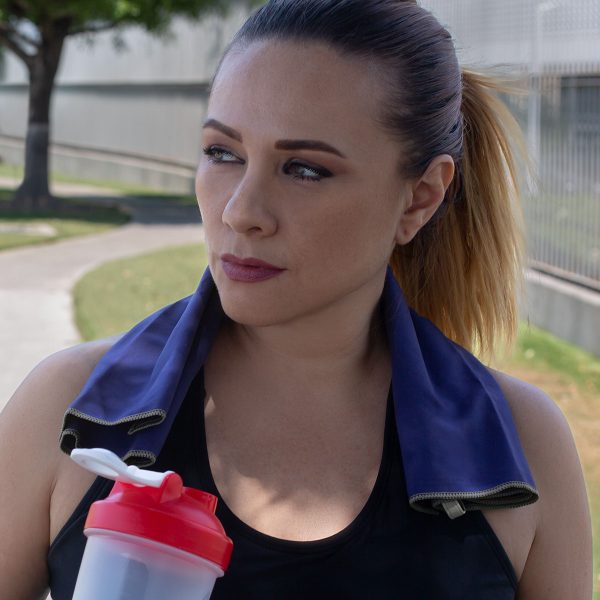 TOALLA DEPORTIVA NURMI AZUL - Imagen 4