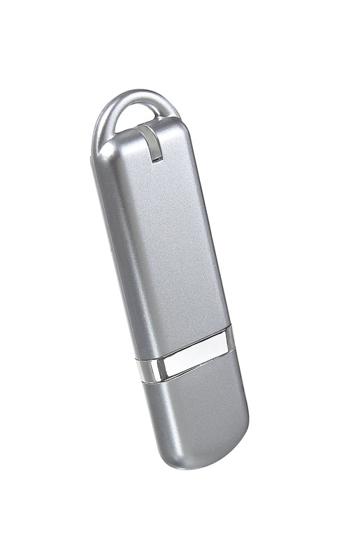 USB STORAGE 16 GB PLATA